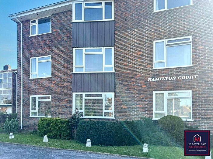 2 Bedroom Flat To Rent In Drake Avenue, Goring-By-Sea, BN12