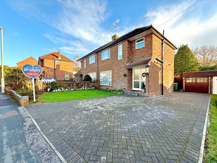 3 Bedroom Semi Detached House For Sale In Gorse Road, Frimley, Camberley, Surrey, GU16