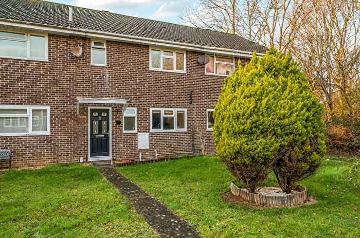 3 Bedroom Terraced House For Sale In Edale Moor, Liden, Swindon, SN3