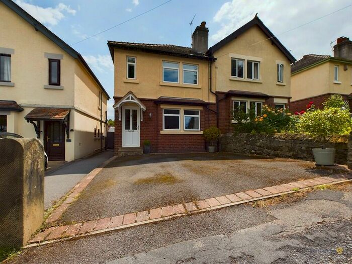 4 Bedroom Semi-Detached House For Sale In Cross Green Cottages, Matlock, DE4