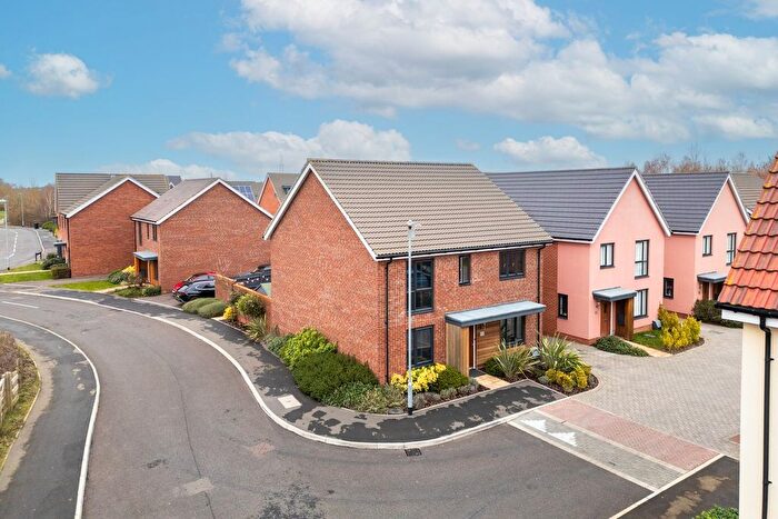 4 Bedroom Detached House For Sale In Gauntlet Drive, Upper Cambourne, Cambridge, CB23