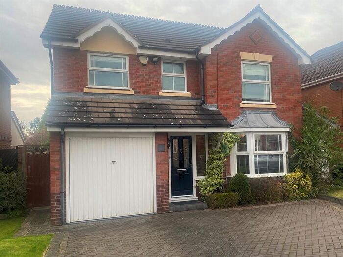 4 Bedroom Property To Rent In Littleton Close, Sutton Coldfield, B76