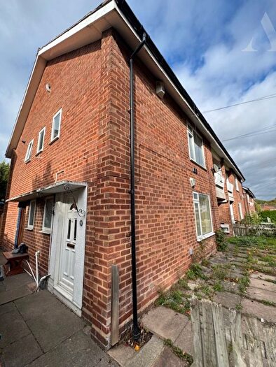 3 Bedroom Maisonette For Sale In Dreghorn Road, Birmingham, Birmingham, West Midlands, B36