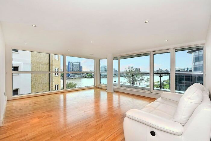 2 Bedroom Flat To Rent In Aspect Court, Lensbury Avenue, SW6