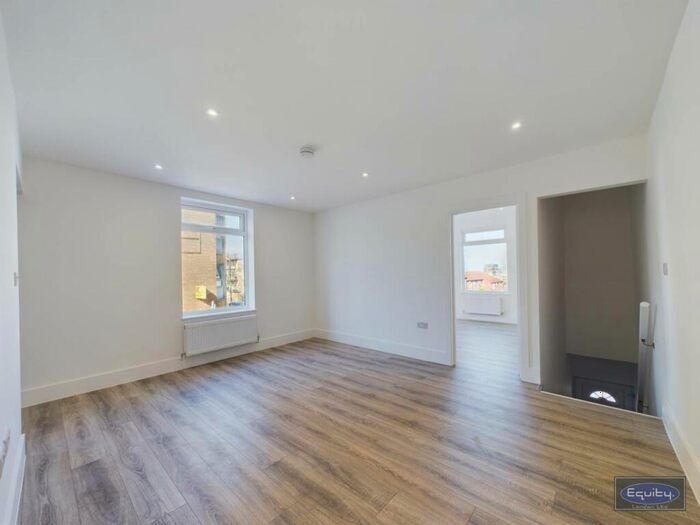 1 Bedroom Flat To Rent In Frederick Place, Woolwich, London, SE18