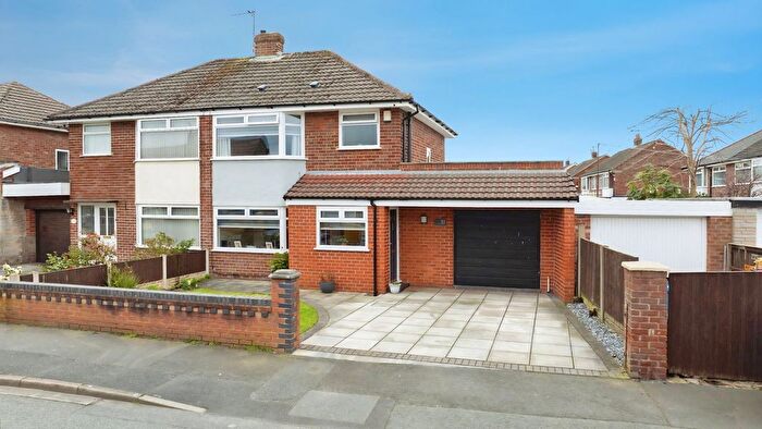 3 Bedroom Semi Detached House For Sale In Broadway, Widnes, WA8