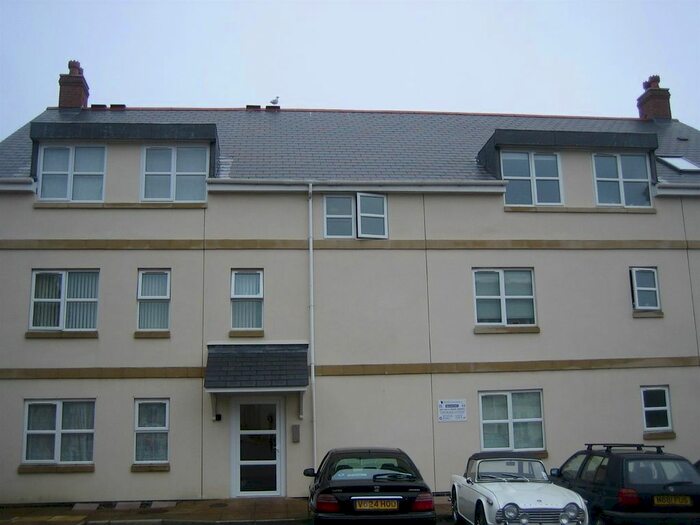 1 Bedroom Flat To Rent In Hawkers Lane, Mannamead, Plymouth, PL3