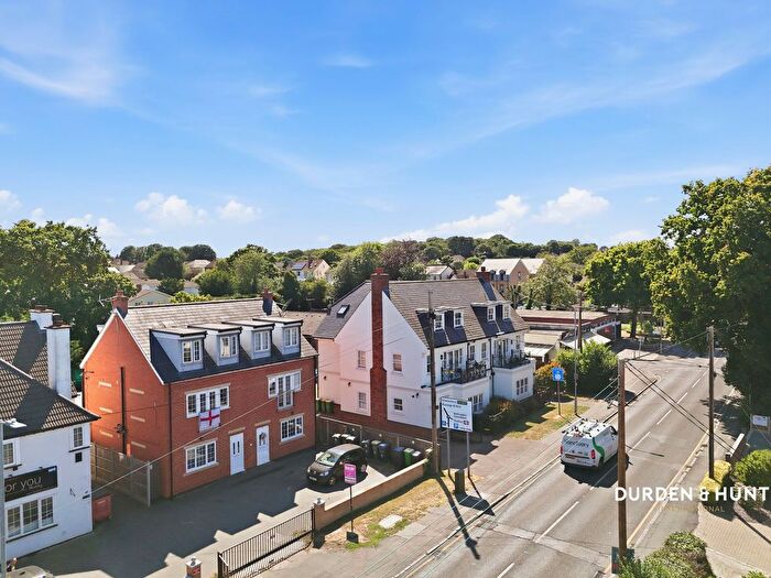 1 Bedroom Flat For Sale In Southend Road, Hockley, SS5