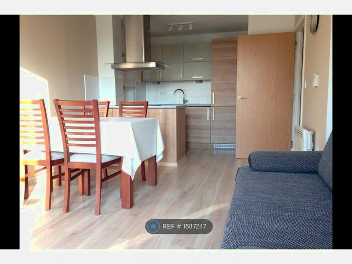 1 Bedroom Flat To Rent In Southwark Bridge Road, London, SE1