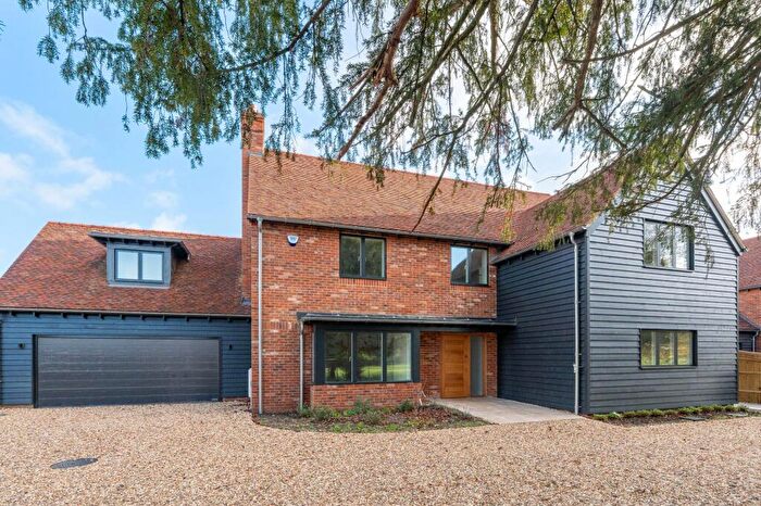 4 Bedroom Detached House For Sale In The Limes, Watlington, OX49