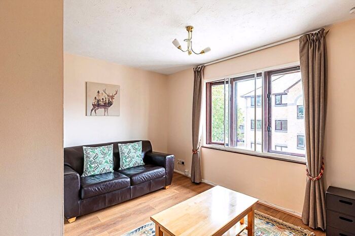 1 Bedroom Flat To Rent In Isle Of Dogs, E14