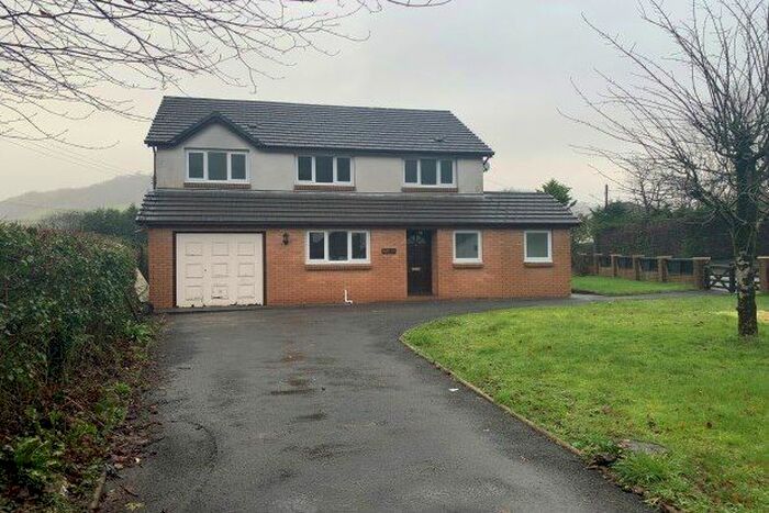 4 Bedroom Property To Rent In Bronwydd Arms, Carmarthen, SA33