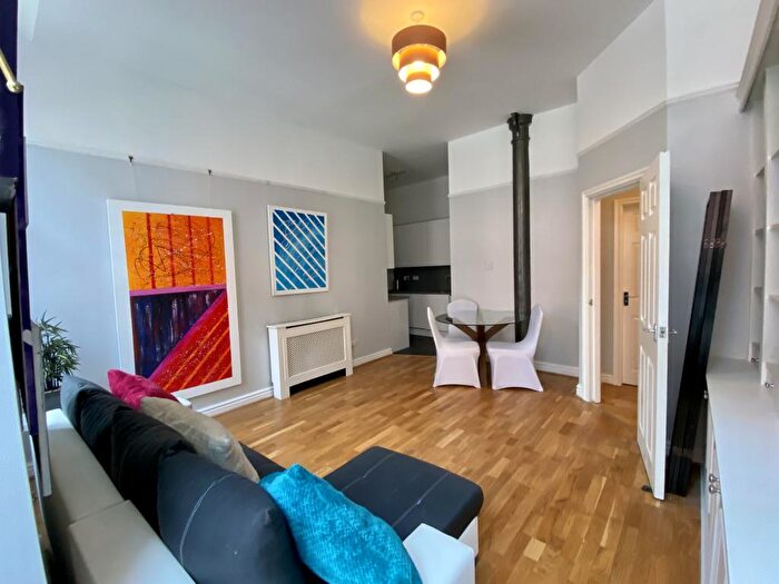 2 Bedroom Flat To Rent In Whitworth House, Manchester, Greater Manchester, M1