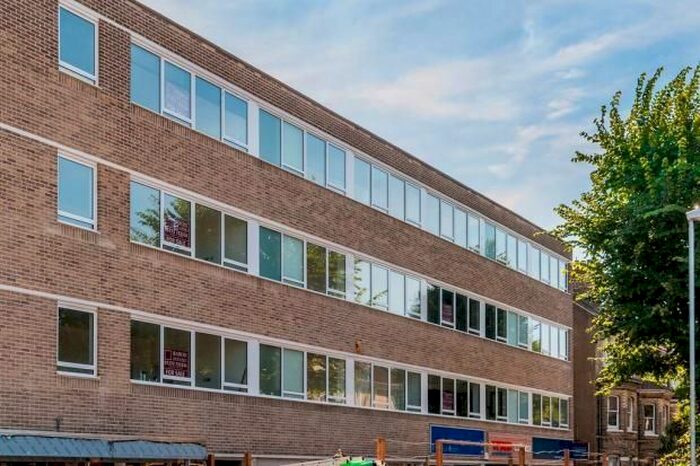 1 Bedroom Flat To Rent In Denmark Villas, Hove, BN3