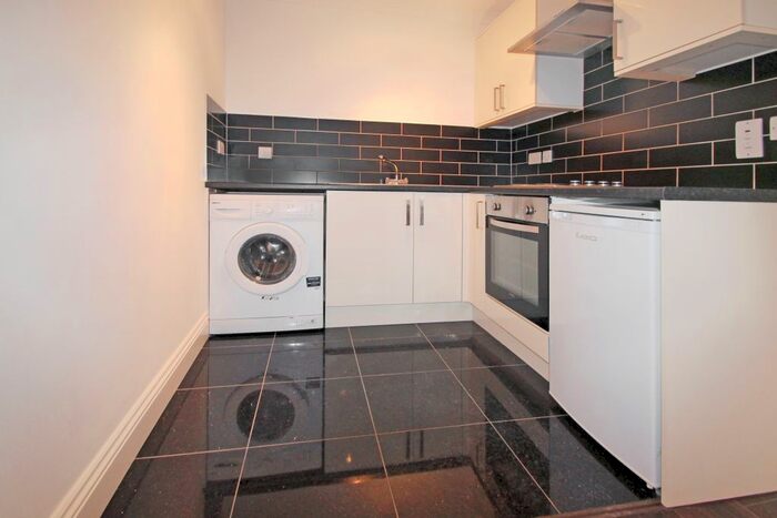 Studio To Rent In Goulton Road, London, E5