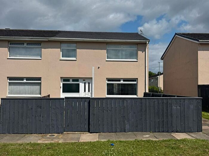 3 Bedroom Semi-Detached House To Rent In Lewes Way, Billingham, TS23