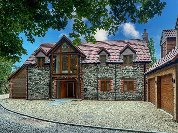 4 Bedroom Detached House To Rent In Langaller, Taunton, Somerset, TA2