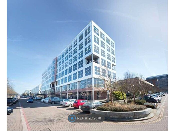 2 Bedroom Flat To Rent In Medina House, Milton Keynes, MK9