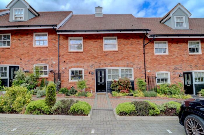 3 Bedroom Terraced House For Sale In De Havilland Court, High Wycombe, HP13
