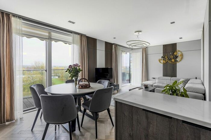 3 Bedroom Flat To Rent In Wallace Court, Tizzard Grove, Blackheath, London, SE3