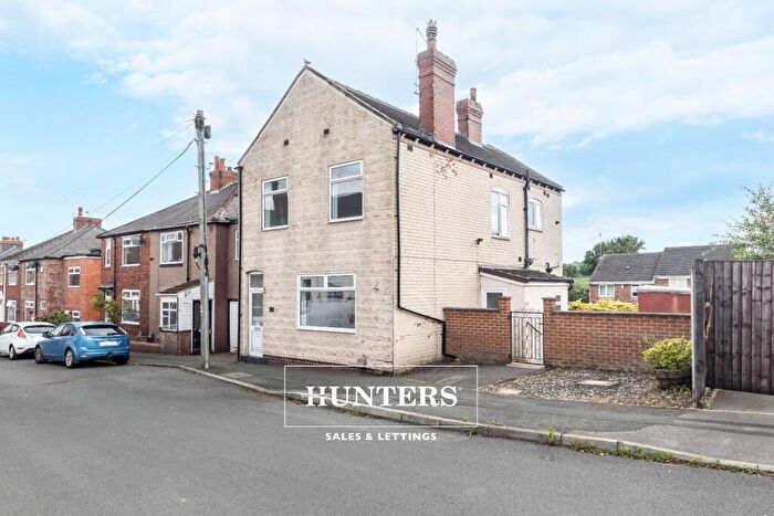 3 Bedroom Detached House For Sale In Helena Street, Kippax, Leeds, LS25