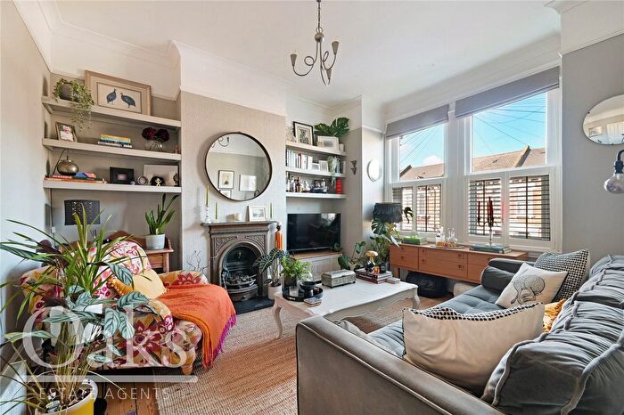 3 Bedroom Flat For Sale In Crowther Road, South Norwood, SE25