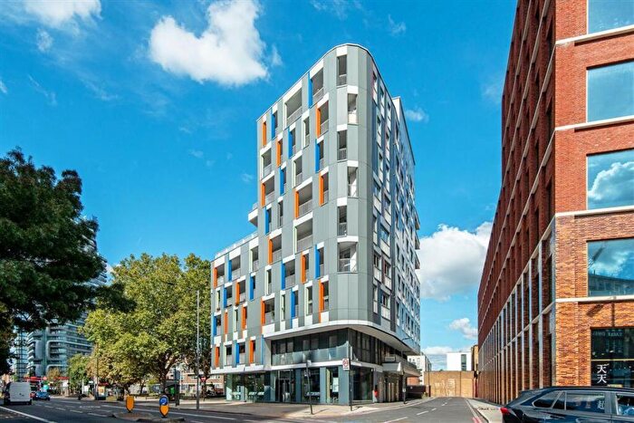 3 Bedroom Flat To Rent In Wellesley Terrace, Wellesley Terrace, N1