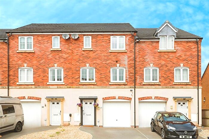 3 Bedroom Terraced House For Sale In Thomas Penson Road, Gobowen, Oswestry, Shropshire, SY11