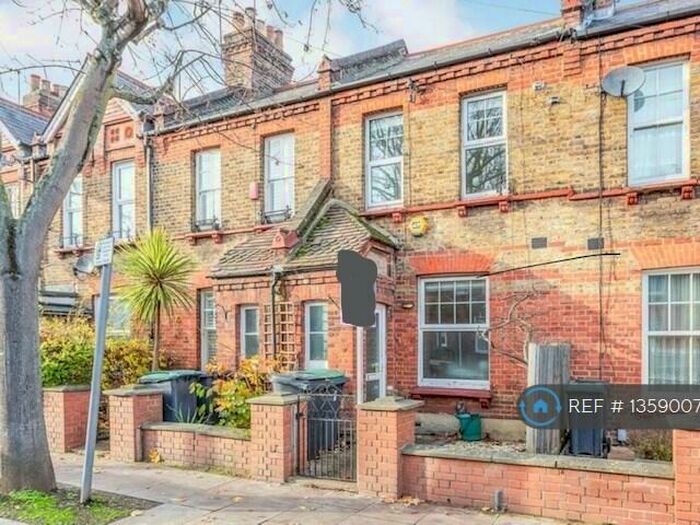 2 Bedroom Terraced House To Rent In Moselle Avenue, London, N22