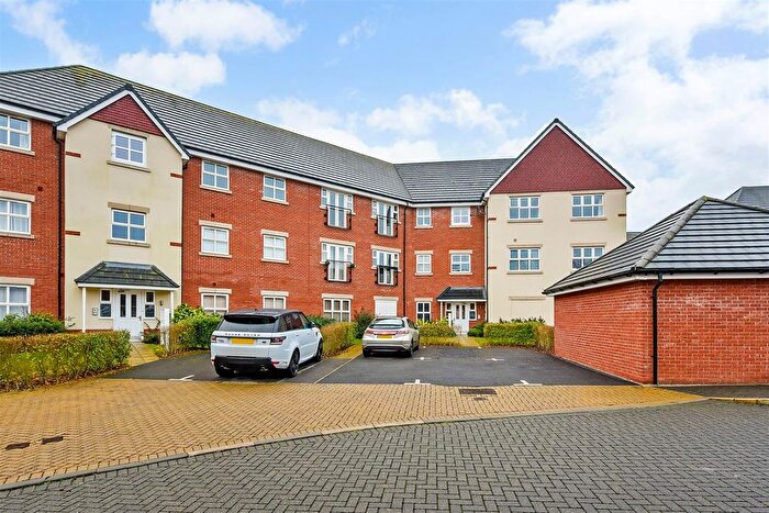 1 Bedroom Flat For Sale In Draper Close, Andover, SP11