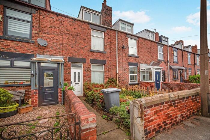 3 Bedroom Terraced House For Sale In Church Hill, Royston, Barnsley, S71