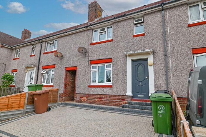 3 Bedroom Terraced House For Sale In Clackton Road, Wymering, PO6