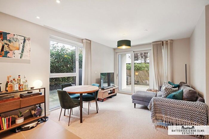 1 Bedroom Flat To Rent In Lowe House, Nine Elms Point, SW8