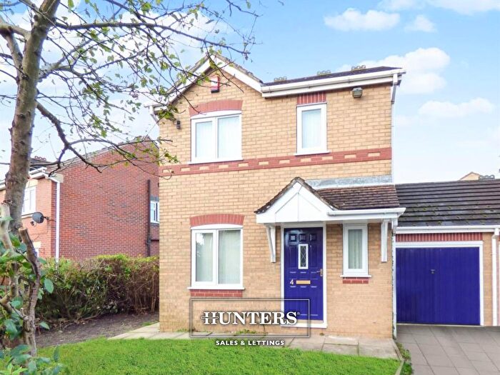3 Bedroom Link Detached House To Rent In Tennyson Way, Pontefract, WF8