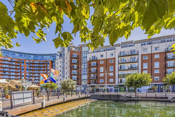 1 Bedroom Apartment For Sale In Gunwharf Quays, Portsmouth, PO1