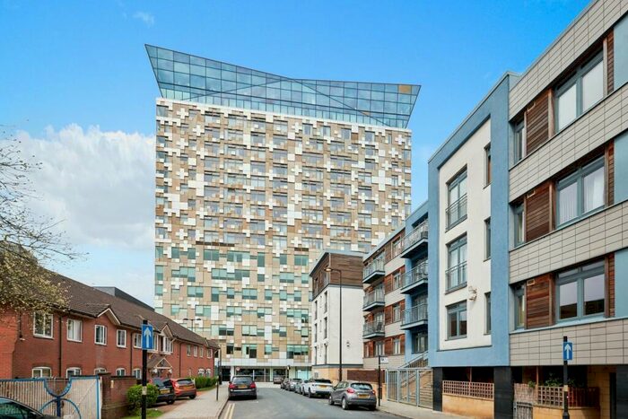 Apartment To Rent In The Cube West, B1