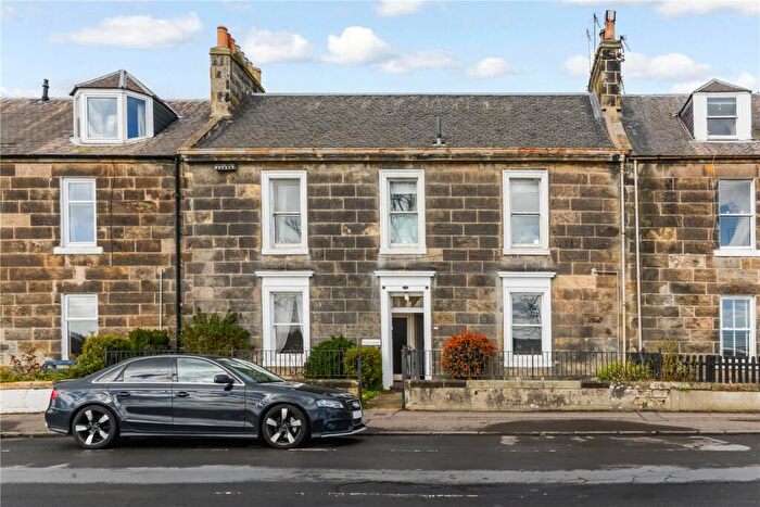 2 Bedroom Flat For Sale In Kinghorn Road, Burntisland, Fife, KY3