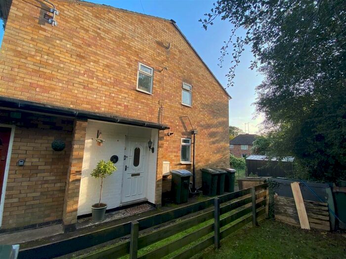 2 Bedroom Maisonette To Rent In Seymour Close Whitley Coventry, CV3