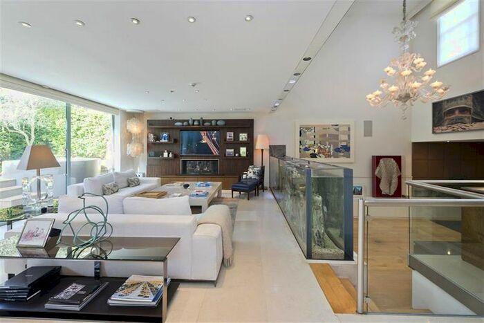 6 Bedroom Detached House To Rent In Clarendon Road, Notting Hill, W11