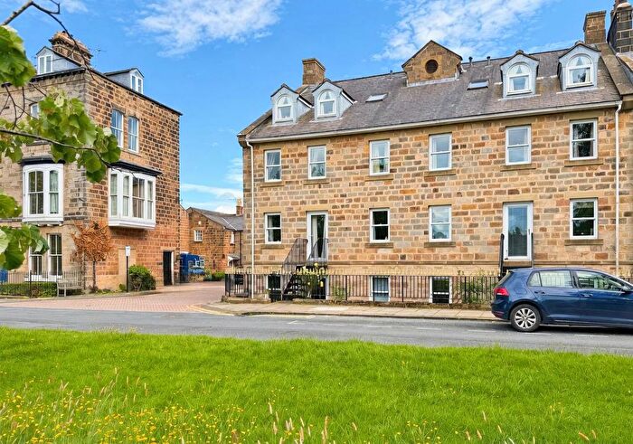 2 Bedroom Flat For Sale In Church Square, Harrogate, HG1