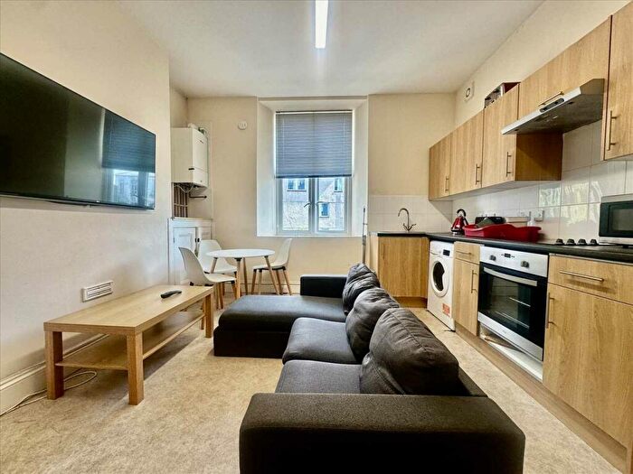 2 Bedroom Apartment To Rent In Tavistock Place, Plymouth, Plymouth, PL4