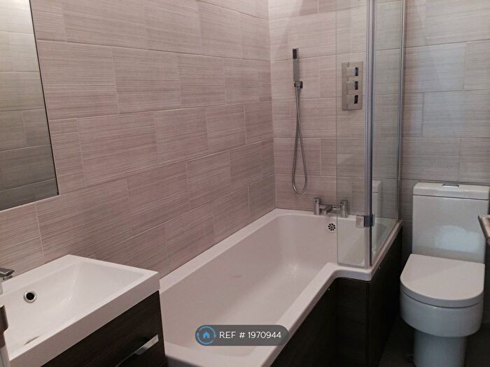 2 Bedroom Flat To Rent In Arlow Road, London, N21