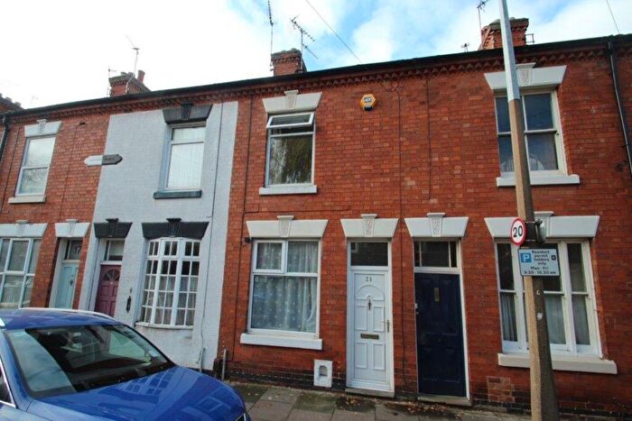 2 Bedroom Terraced House To Rent In West Avenue, Leicester, LE2