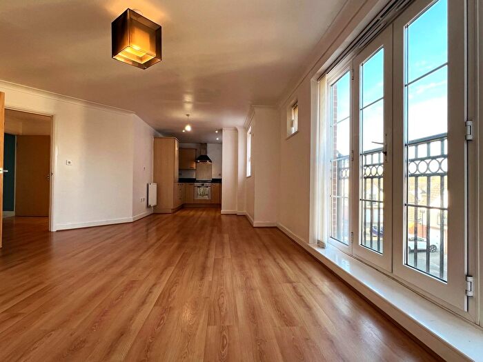 1 Bedroom Flat To Rent In Sir John Fogge Avenue, Ashford, TN23