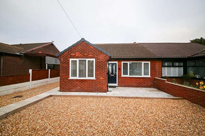 2 Bedroom Bungalow To Rent In Vicarage Road, Abram, WN2