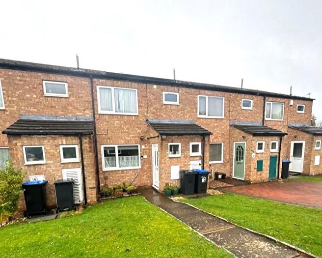 3 Bedroom House To Rent In Burrows Court, Lumbertubs, Northampton, NN3