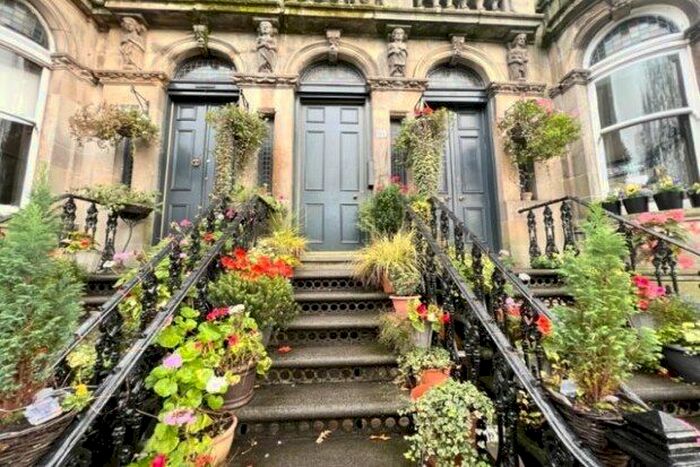 3 Bedroom Flat To Rent In Queens Drive, Glasgow, G42