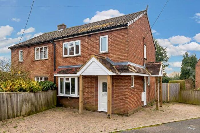 2 Bedroom Semi-Detached House To Rent In Snowhill Cottages, Ashley Green, Chesham, HP5