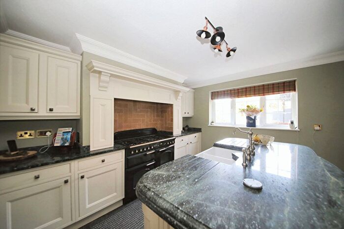 5 Bedroom Detached House For Sale In Orrell Road, Orrell, WN5