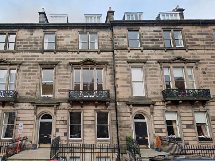 2 Bedroom Flat To Rent In Manor Place, Edinburgh, Midlothian, EH3